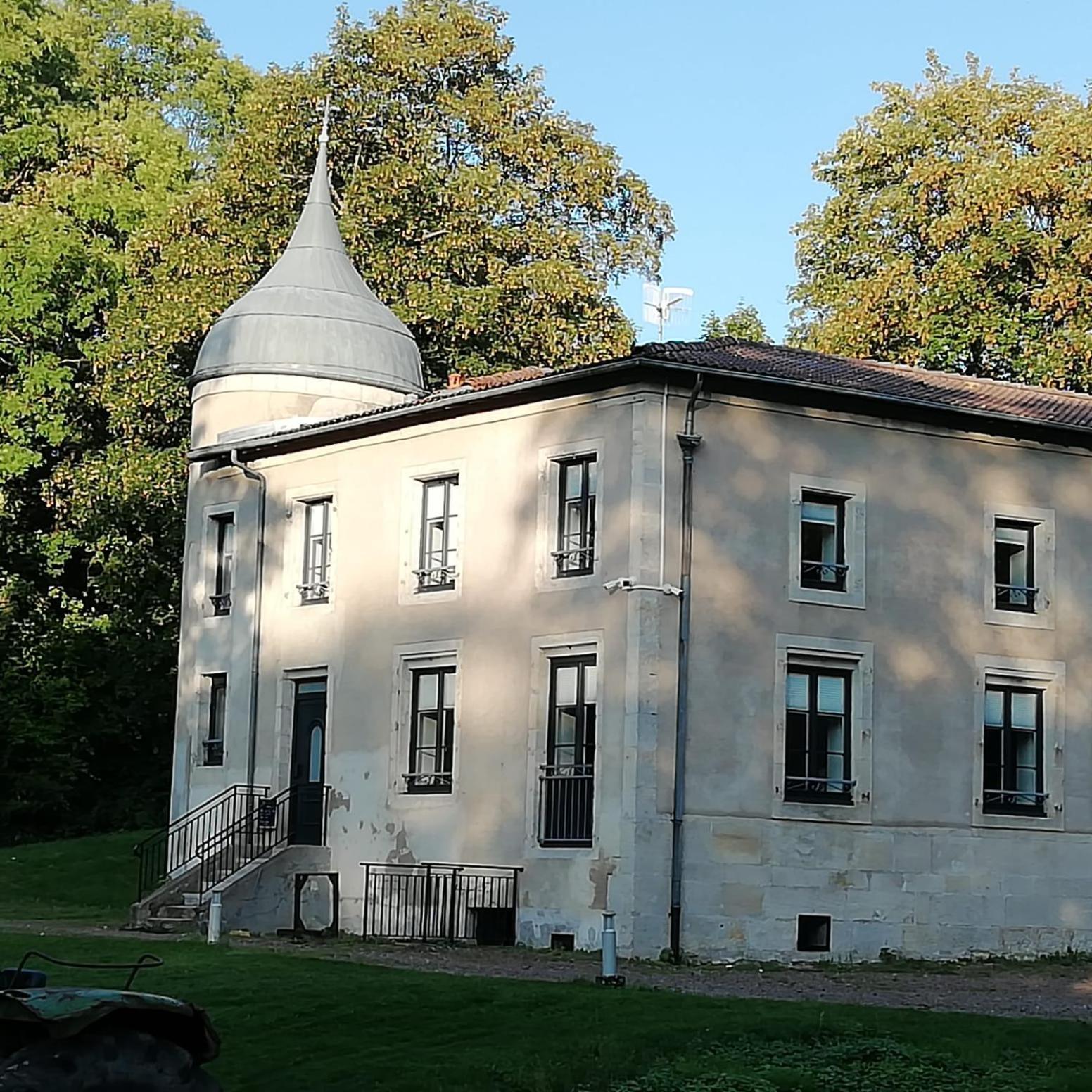 Lodge Hotel De Sommedieue Verdun Kültér fotó
